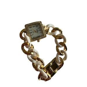 Embassy By Gruen Watch Gold Tone Chain Cuff Rhinestone Bezel Japan Movement